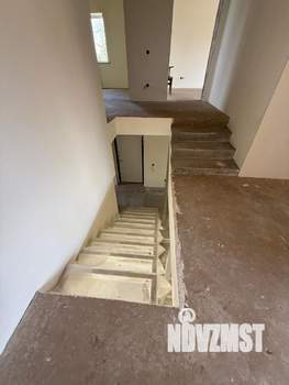 Дом 252м², 2-этажный, участок 15 сот.  
