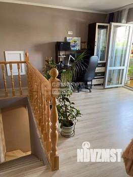 Дом 90м&sup2;, 2-этажный, участок 1 сот.  