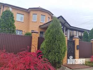 Коттедж 395м&sup2;, 3-этажный, участок 9 сот.  