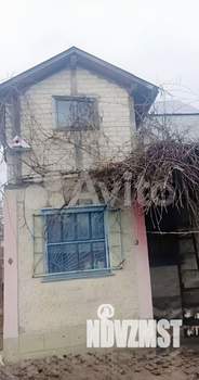 Дом 30м&sup2;, 2-этажный, участок 6 сот.  