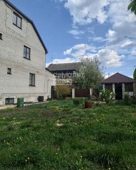 Дом 261м&sup2;, 3-этажный, участок 7 сот.  