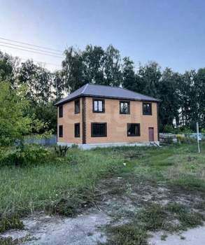 Дом 220м&sup2;, 2-этажный, участок 10 сот.  