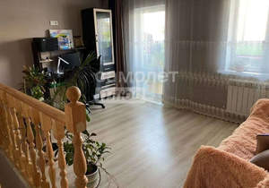 Дом 90м&sup2;, 2-этажный, участок 1 сот.  