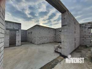 Дом 180м&sup2;, 1-этажный, участок 10 сот.  