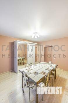 Коттедж 211м&sup2;, 2-этажный, участок 5 сот.  