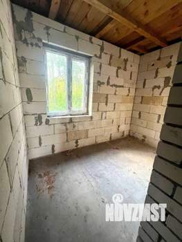 Дом 220м&sup2;, 2-этажный, участок 10 сот.  