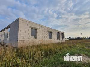 Дом 180м&sup2;, 1-этажный, участок 10 сот.  