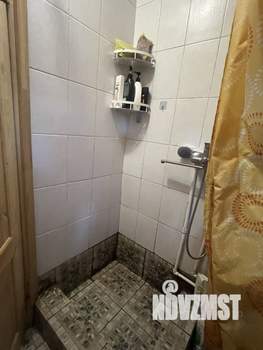 Дом 38м&sup2;, 2-этажный, участок 4 сот.  