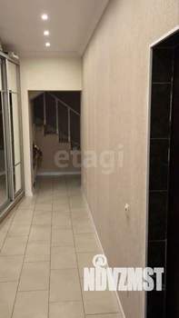 Дом 175м&sup2;, 2-этажный, участок 7 сот.  