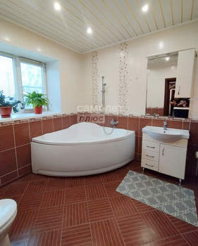 Дом 605м&sup2;, 2-этажный, участок 6 сот.  