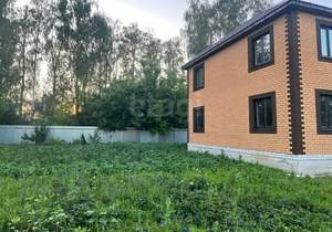 Дом 220м&sup2;, 2-этажный, участок 10 сот.  