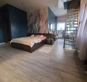 Дом 500м&sup2;, 3-этажный, участок 10 сот.  