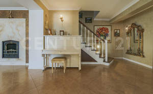 Дом 490м&sup2;, 4-этажный, участок 13 сот.  