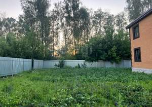 Дом 220м&sup2;, 2-этажный, участок 10 сот.  