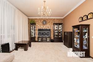 Таунхаус 187м², 3-этажный, участок 1 сот.  