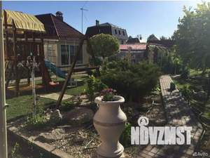 Коттедж 480м&sup2;, 2-этажный, участок 15 сот.  