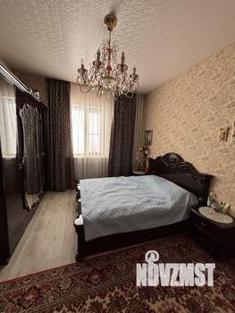 Дом 256м², 3-этажный, участок 14 сот.  