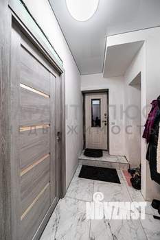 Коттедж 214м², 2-этажный, участок 10 сот.  