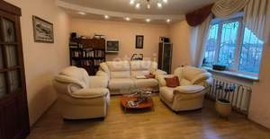 Дом 245м², 2-этажный, участок 9 сот.  