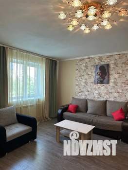 1-к квартира, посуточно, 50м2, 2/12 этаж
