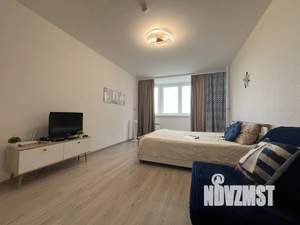 1-к квартира, посуточно, 37м2, 8/18 этаж