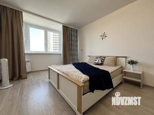 1-к квартира, посуточно, 37м2, 8/18 этаж