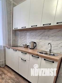 1-к квартира, посуточно, 36м2, 2/16 этаж