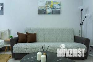 1-к квартира, посуточно, 40м2, 6/20 этаж