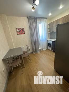 1-к квартира, посуточно, 30м2, 4/18 этаж