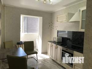 1-к квартира, посуточно, 50м2, 3/9 этаж