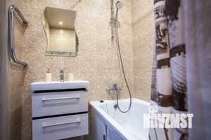 2-к квартира, посуточно, 52м2, 1/1 этаж