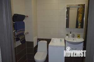 1-к квартира, посуточно, 42м2, 1/1 этаж