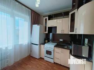 1-к квартира, посуточно, 38м2, 7/10 этаж
