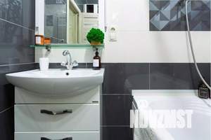 1-к квартира, посуточно, 40м2, 5/22 этаж