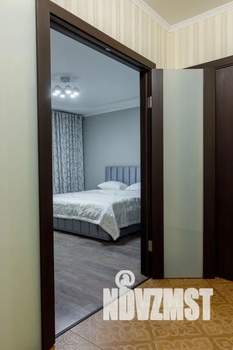 1-к квартира, посуточно, 40м2, 1/10 этаж