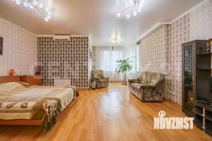 1-к квартира, на длительный срок, 83м2, 6/6 этаж
