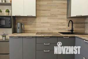 1-к квартира, посуточно, 44м2, 8/25 этаж