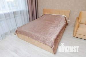 1-к квартира, посуточно, 46м2, 1/1 этаж