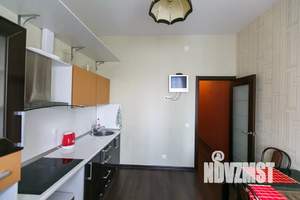 1-к квартира, посуточно, 62м2, 2/15 этаж