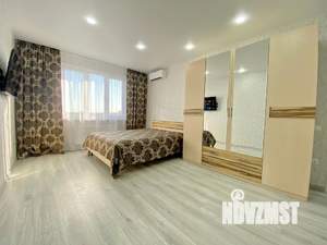 1-к квартира, посуточно, 40м2, 9/18 этаж