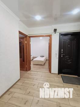3-к квартира, посуточно, 63м2, 1/5 этаж