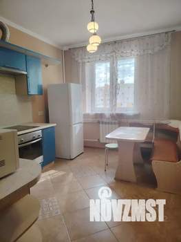 1-к квартира, посуточно, 43м2, 8/10 этаж