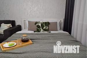 1-к квартира, посуточно, 40м2, 4/10 этаж
