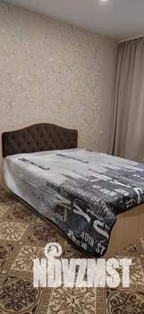 1-к квартира, посуточно, 42м2, 1/10 этаж