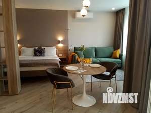 Студия квартира, посуточно, 42м2, 10/19 этаж