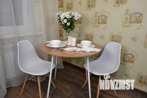 1-к квартира, посуточно, 40м2, 13/22 этаж