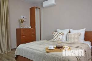 Студия квартира, посуточно, 35м2, 11/13 этаж