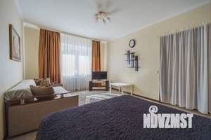 1-к квартира, посуточно, 35м2, 1/9 этаж