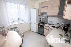 2-к квартира, посуточно, 52м2, 1/1 этаж