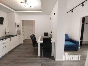 2-к квартира, посуточно, 52м2, 1/10 этаж